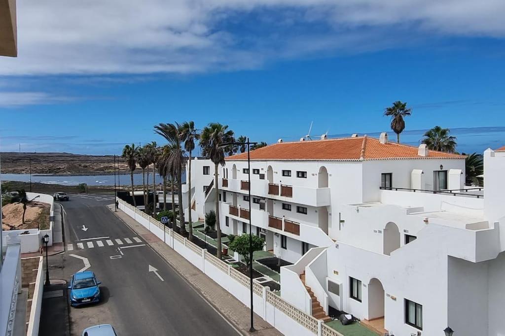 Gilda: Beautiful Spacious Apartment. Seaview From Rooftop Terrace Corralejo Exterior foto